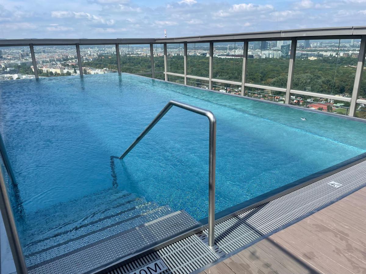 Sunrise Above Sky With Rooftop Pool Виена Екстериор снимка